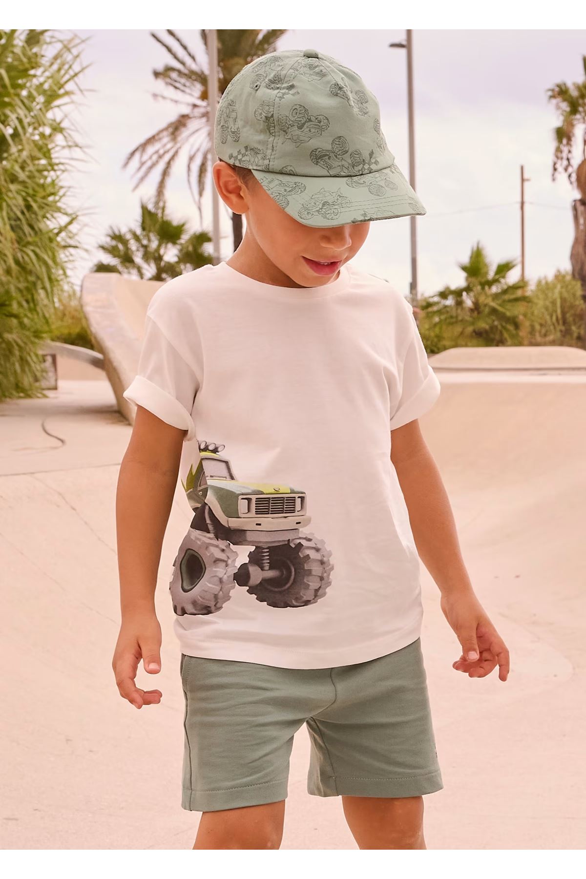 Mayoral Erkek Çocuk 2 Parça Cepli Şortlu Takım 3605 Yeşil