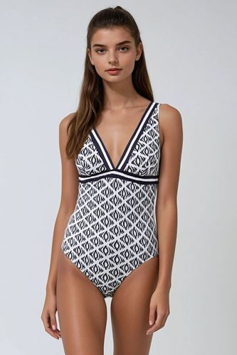 Kom Desenli  V Yaka Mayo Siyah