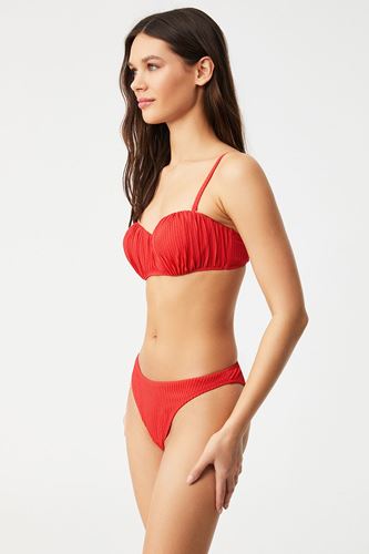 Kom Tissuna Dokulu Kumaşlı Straplez Bikini Kırmızı